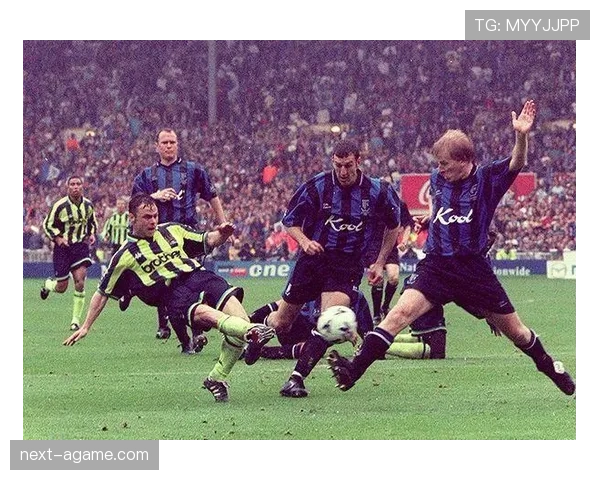 曼城王朝地位面临检验，关键阶段表现波动影响争冠走势